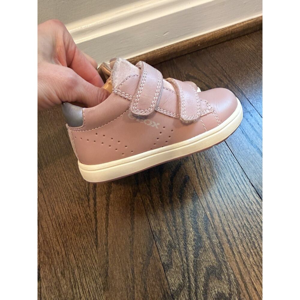 Geox Little Girls Biglia Sneaker Sz 22 US 6c Pink